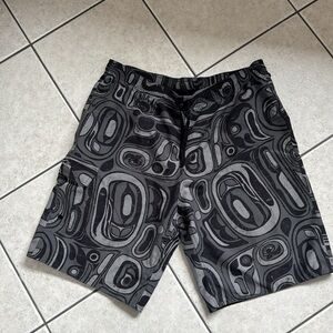 Eddie Bauer Men’s swim trunks/ size M